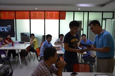 珠海市職教集團(tuán)承辦陽(yáng)江職院骨干教師研修班順利結(jié)業(yè)