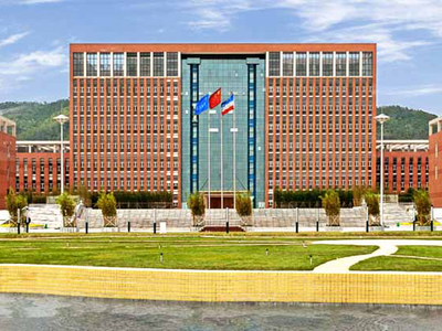 廣東影視學校,吉林大學珠海學院影視表演,影視制作,攝影,播音主持專業-吉林大學珠海學院影視藝術職業教育招生報名處